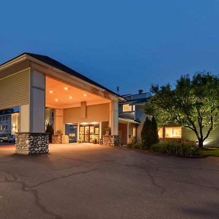 Best Western Plus Windjammer Inn & Conference Center Burlington Eksteriør billede