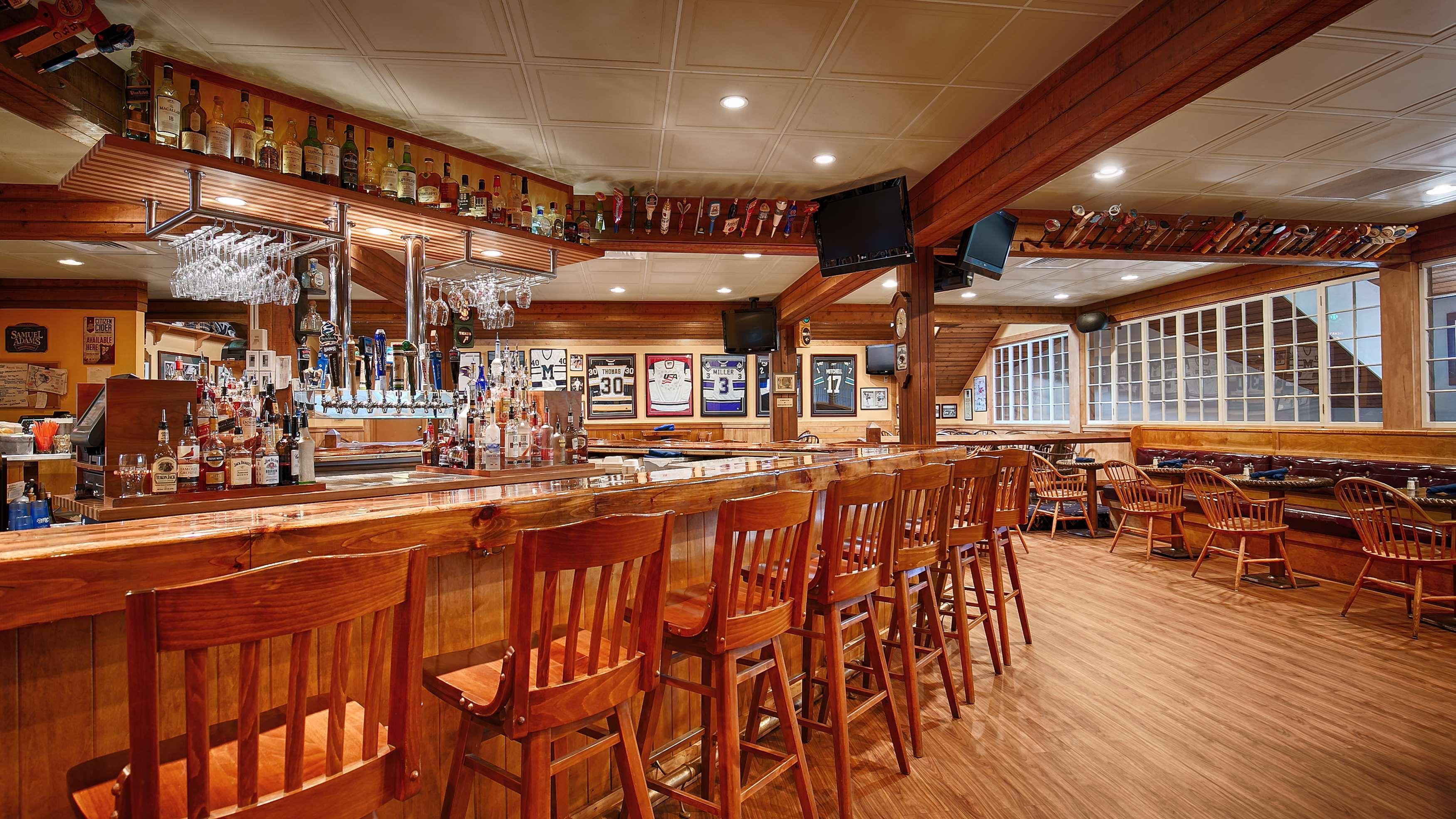 Best Western Plus Windjammer Inn & Conference Center Burlington Eksteriør billede