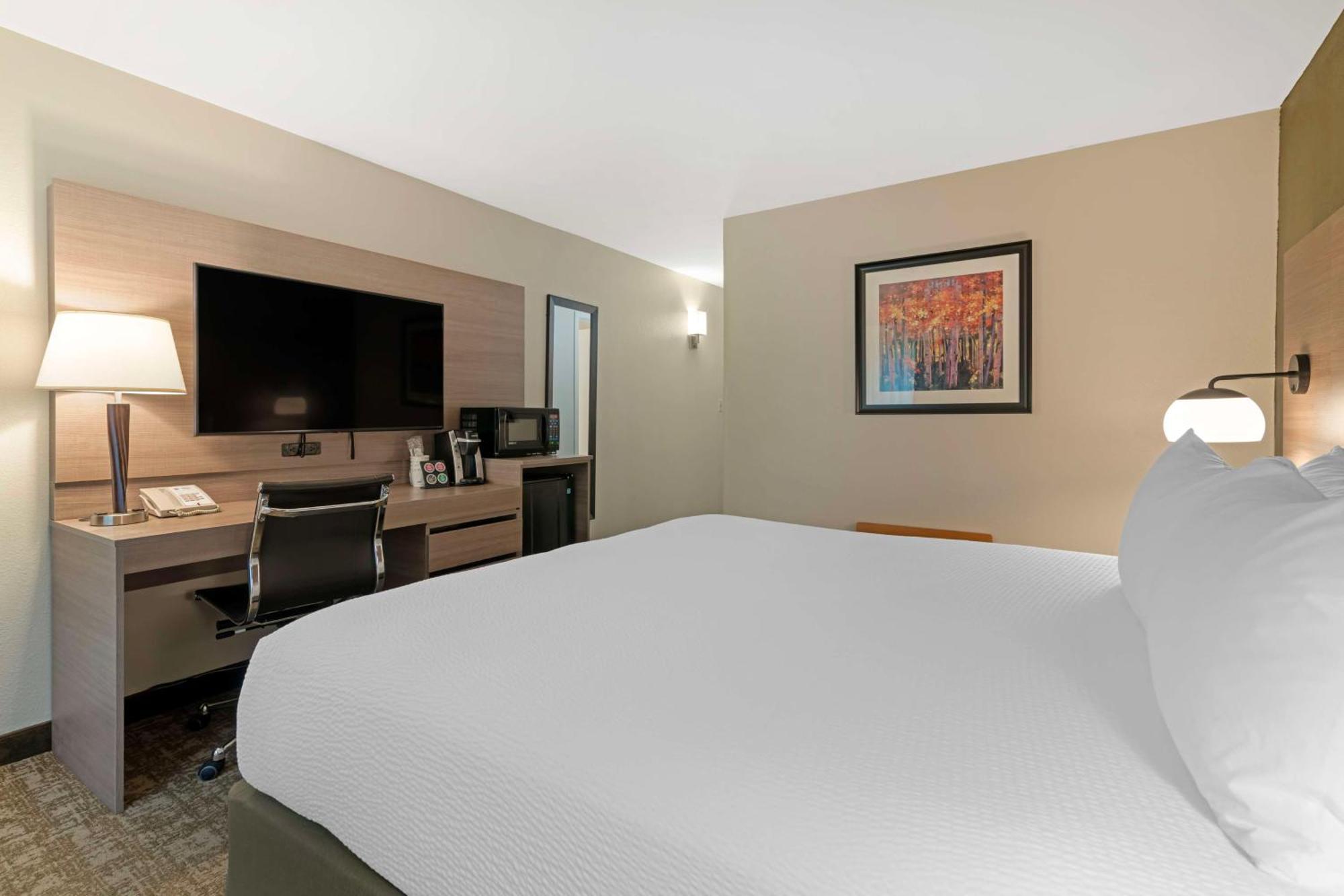 Best Western Plus Windjammer Inn & Conference Center Burlington Eksteriør billede