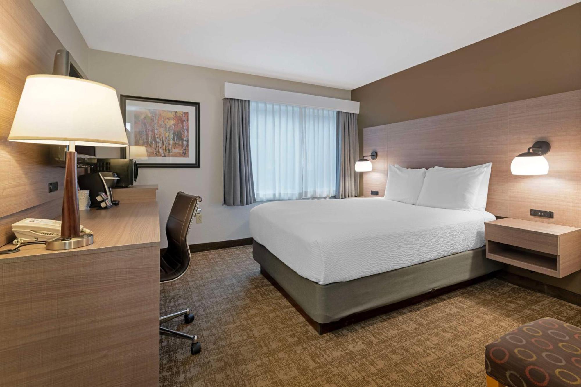 Best Western Plus Windjammer Inn & Conference Center Burlington Eksteriør billede