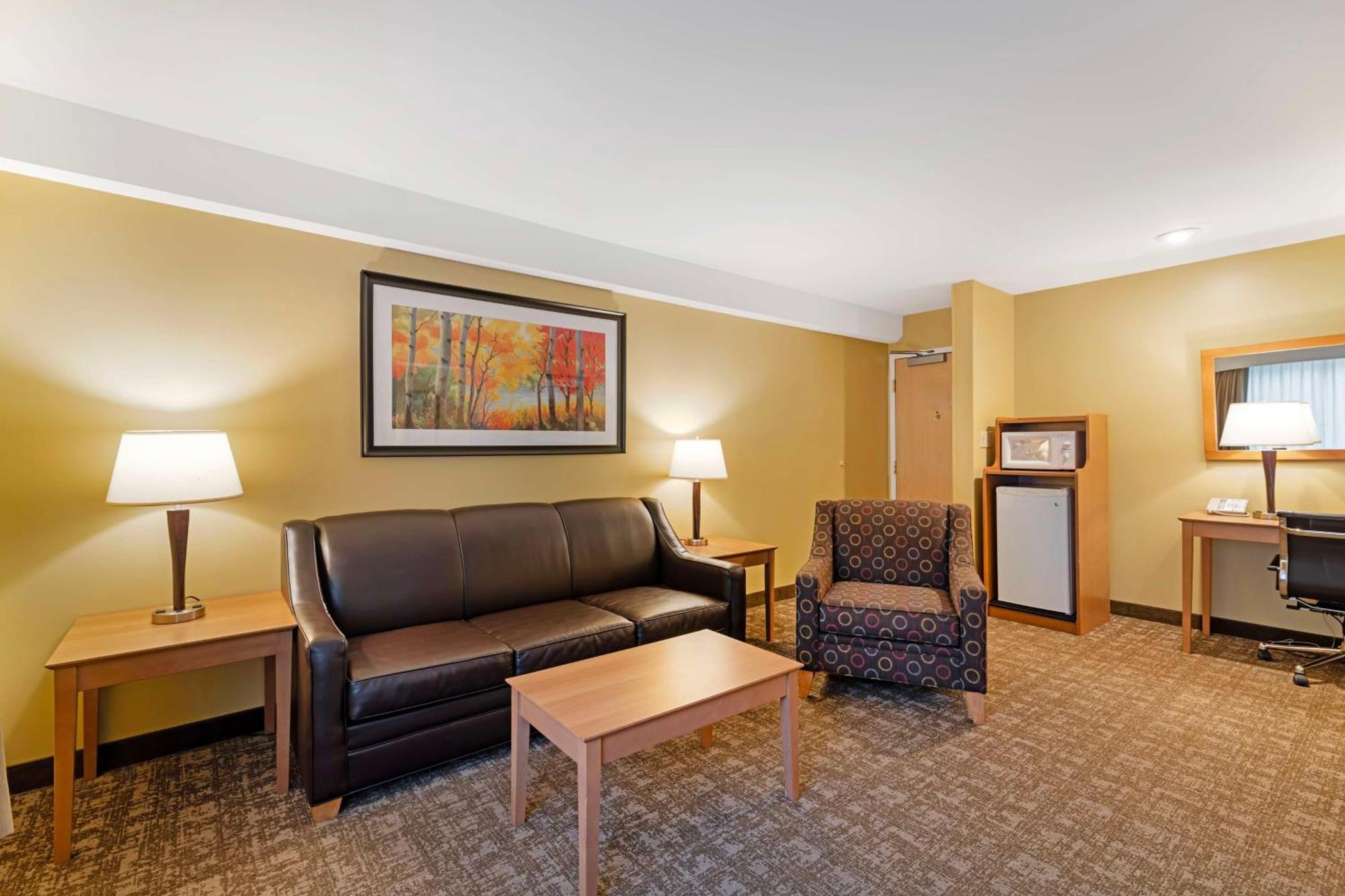 Best Western Plus Windjammer Inn & Conference Center Burlington Eksteriør billede