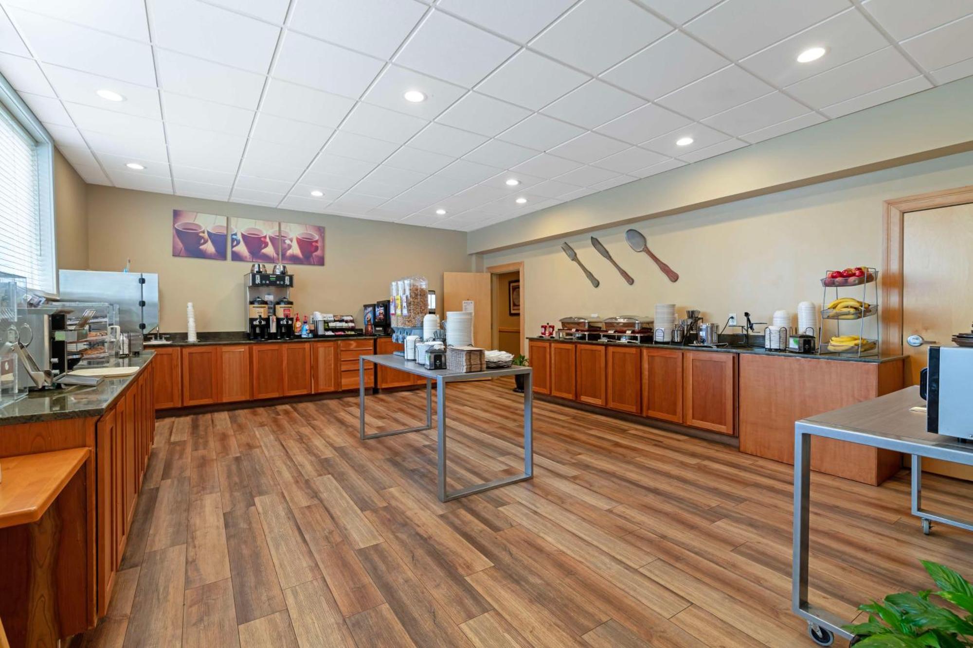 Best Western Plus Windjammer Inn & Conference Center Burlington Eksteriør billede